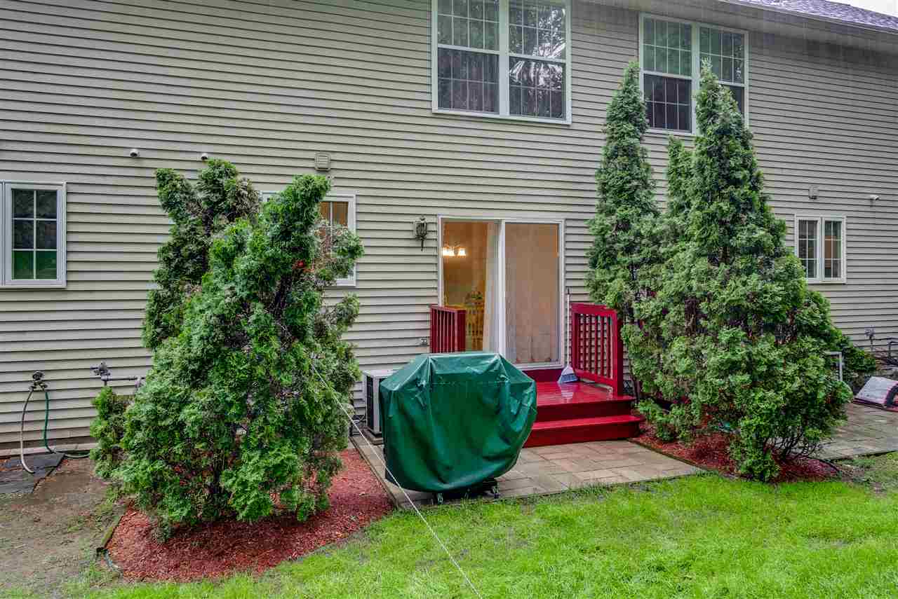 89 Wellington Hill Road Manchester, NH 03104 - Photo 11 of 25 Gallery Image 11