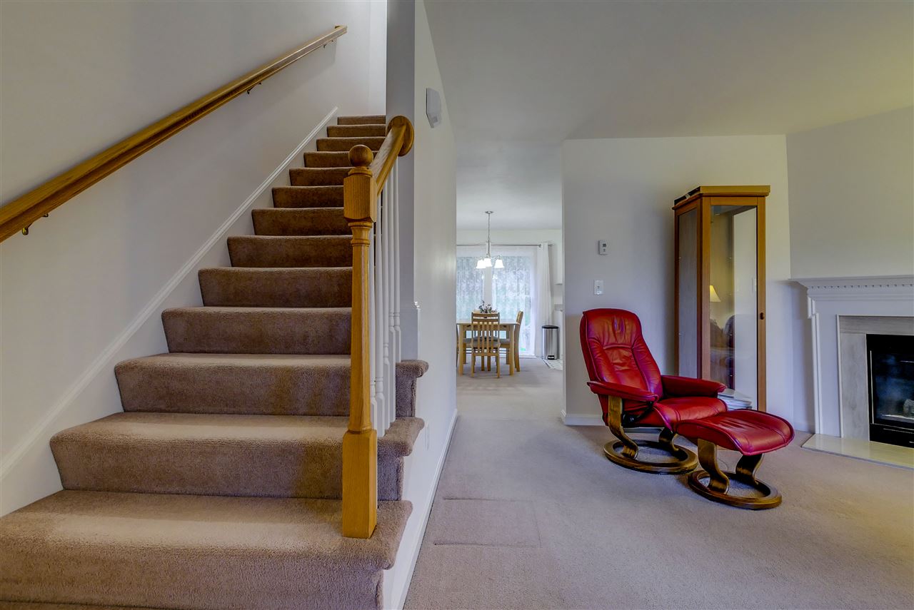 89 Wellington Hill Road Manchester, NH 03104 - Photo 4 of 25 Gallery Image 4