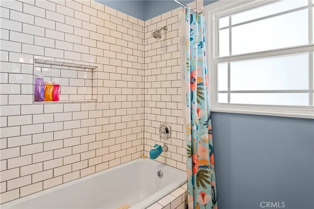 $8,000 | 6835 Aldea Avenue, Van Nuys, CA 91406