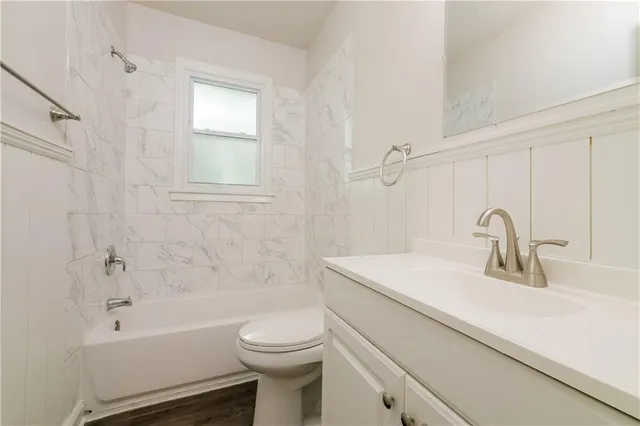 $2,730 | 1116 North Walker Lane, Olathe, KS 66061