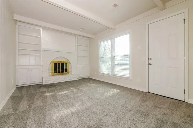 $2,730 | 1116 North Walker Lane, Olathe, KS 66061