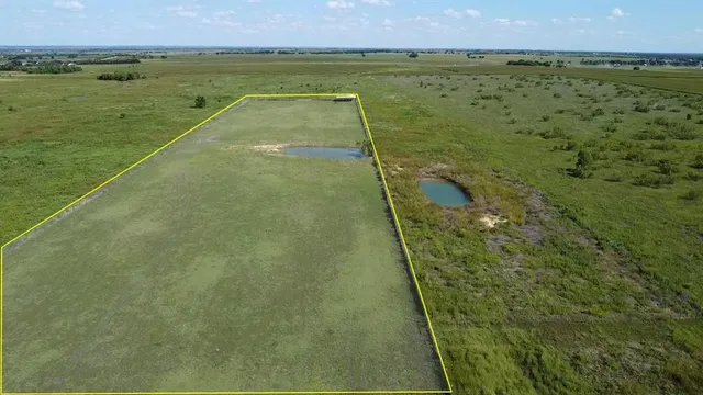$584,000 | 6078 County Road 302, Grandview, TX 76050