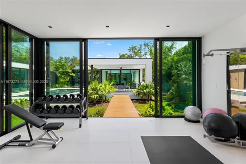 $6,500,000 | 12100 Southwest 79th Avenue, Pinecrest, FL 33156