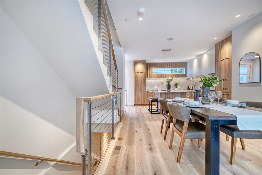 47 Bay State Road, Unit 2 Cambridge, MA 02138 - Photo 9 of 24