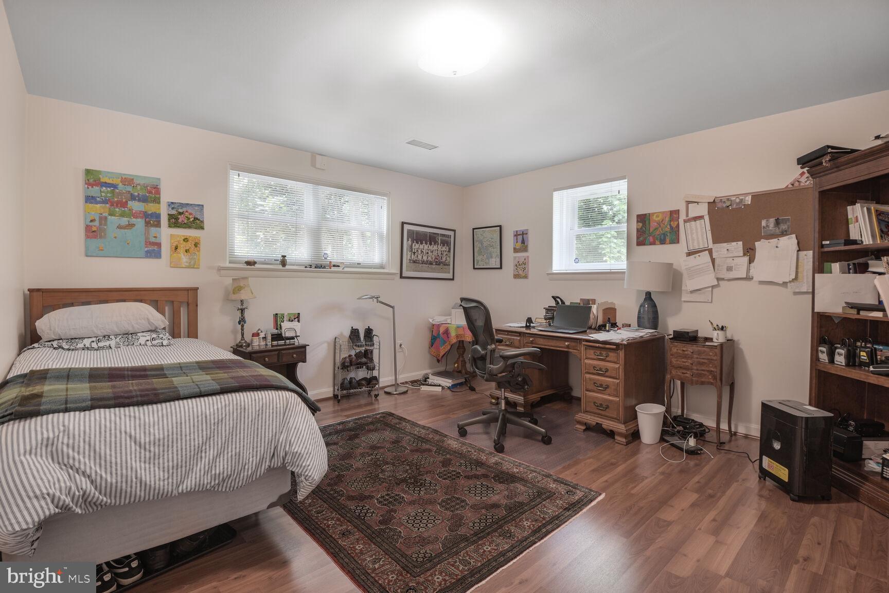 6322 Walhonding Road Bethesda, MD 20816 - Photo 12 of 28 Gallery Image 12