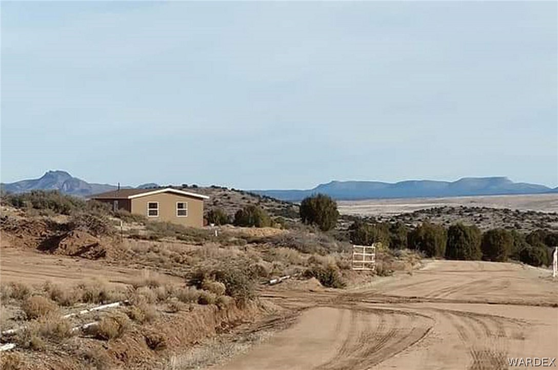 11870 South Bogles Ranch Road Kingman, AZ 86401 - Photo 7 of 35 Gallery Image 7