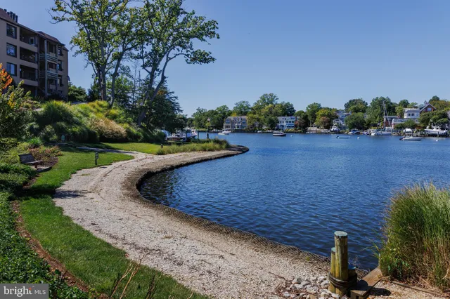 $799,000 | 4 President Point Drive, Unit A1, Annapolis, MD 21403