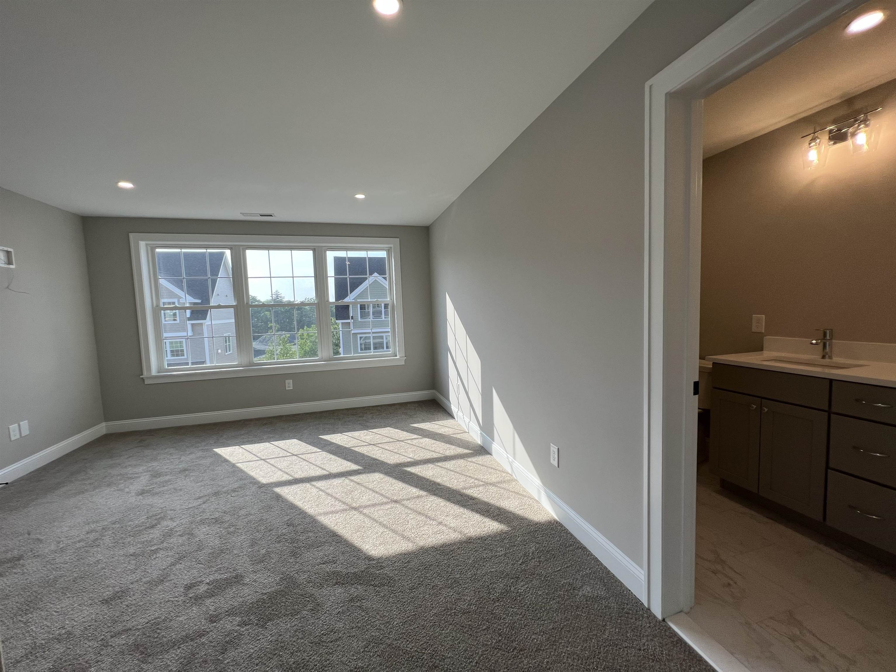 39 Green Road, Unit 37 Newmarket, NH 03857 - Photo 19 of 32 Gallery Image 19