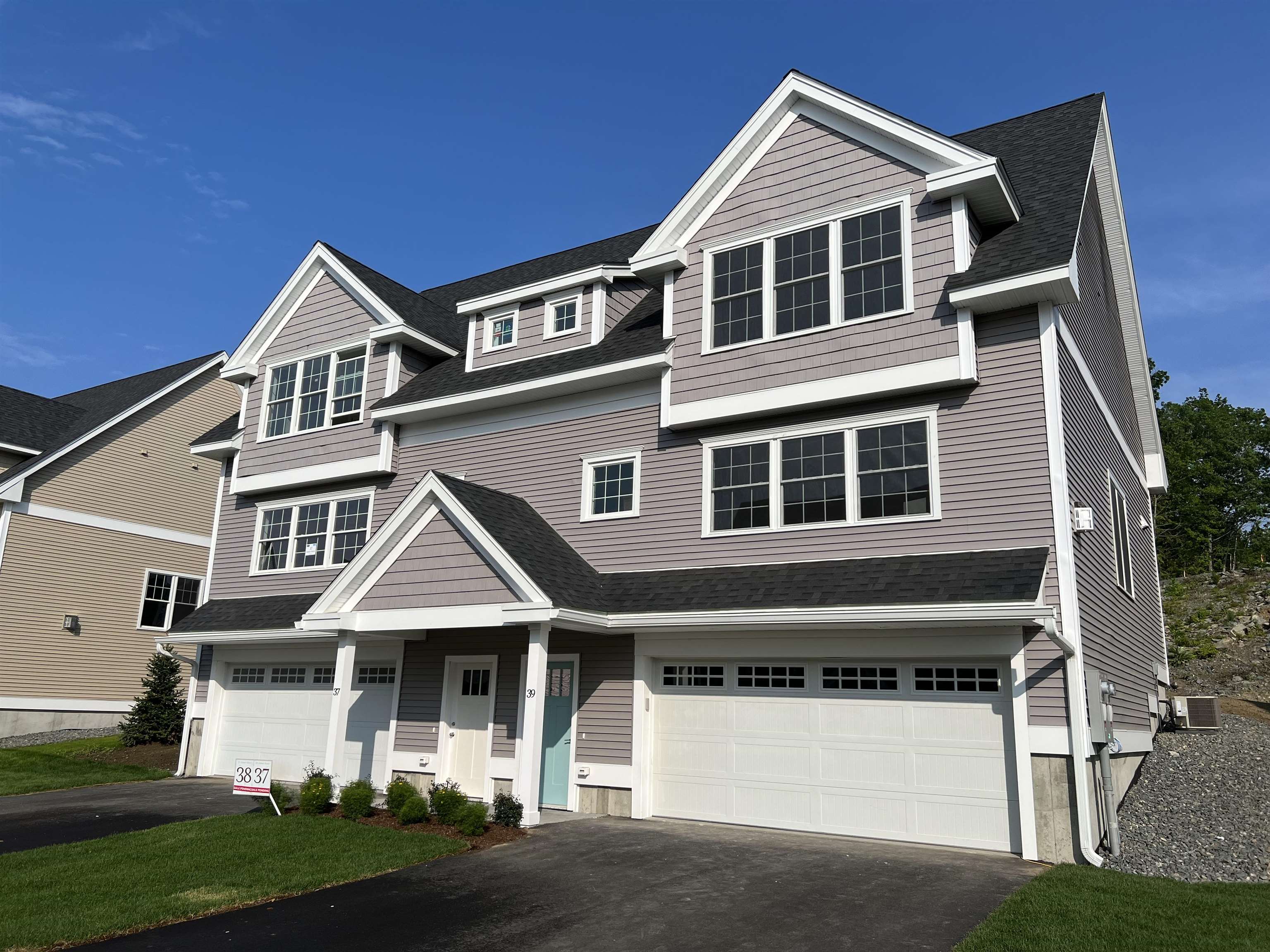 39 Green Road, Unit 37 Newmarket, NH 03857 - Photo 2 of 32 Gallery Image 2