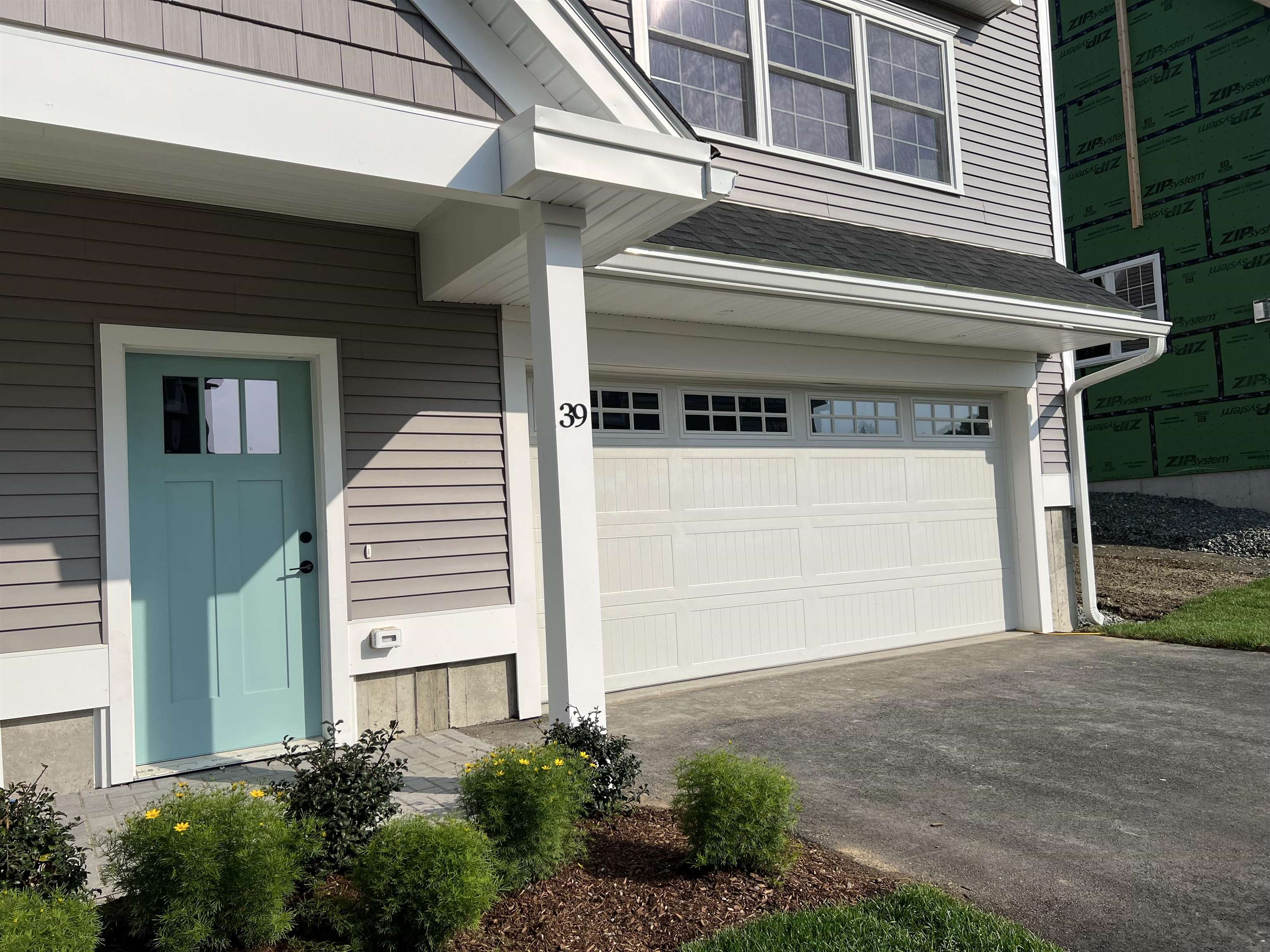 39 Green Road, Unit 37 Newmarket, NH 03857 - Photo 3 of 32 Gallery Image 3