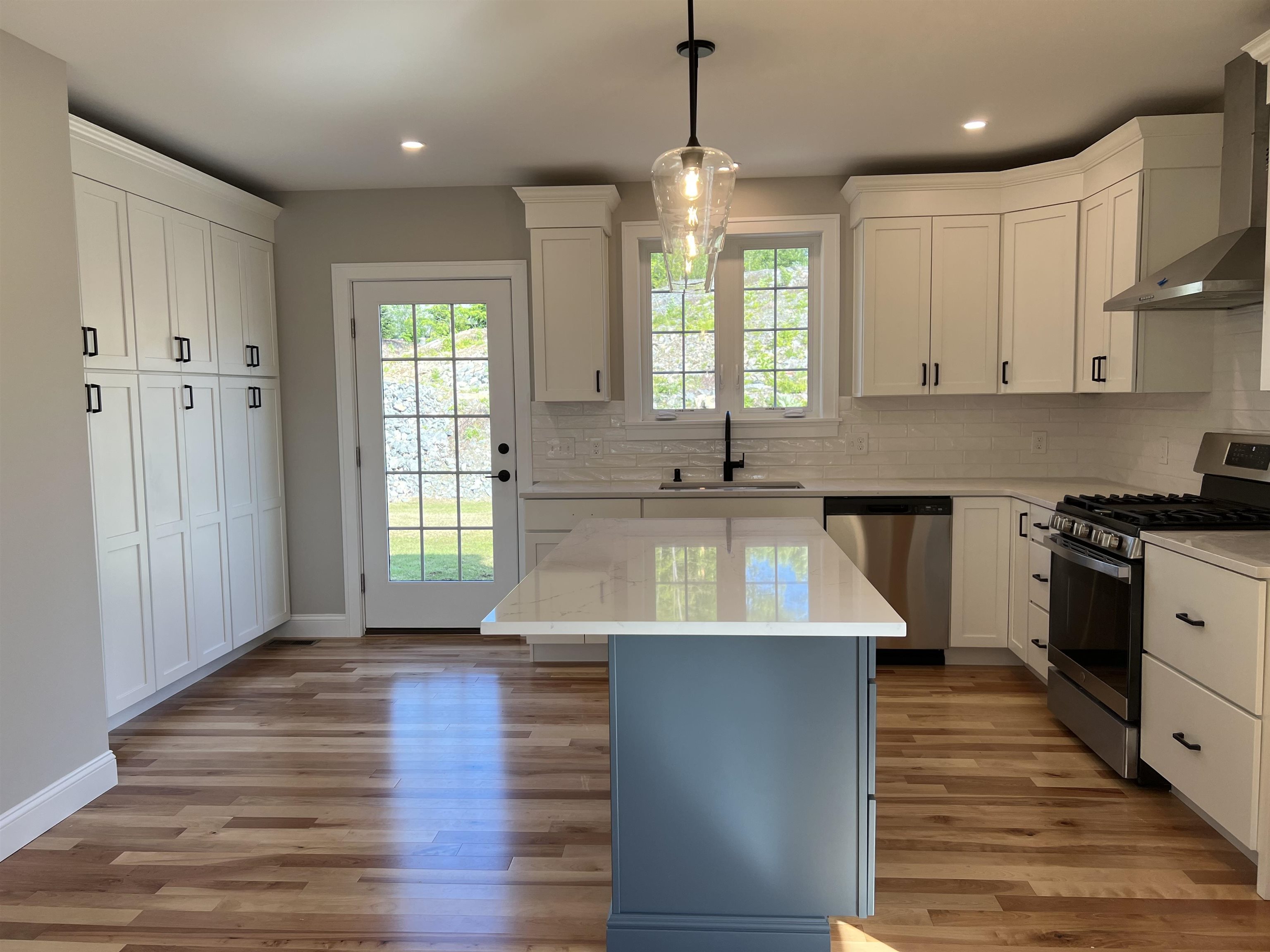 39 Green Road, Unit 37 Newmarket, NH 03857 - Photo 4 of 32 Gallery Image 4