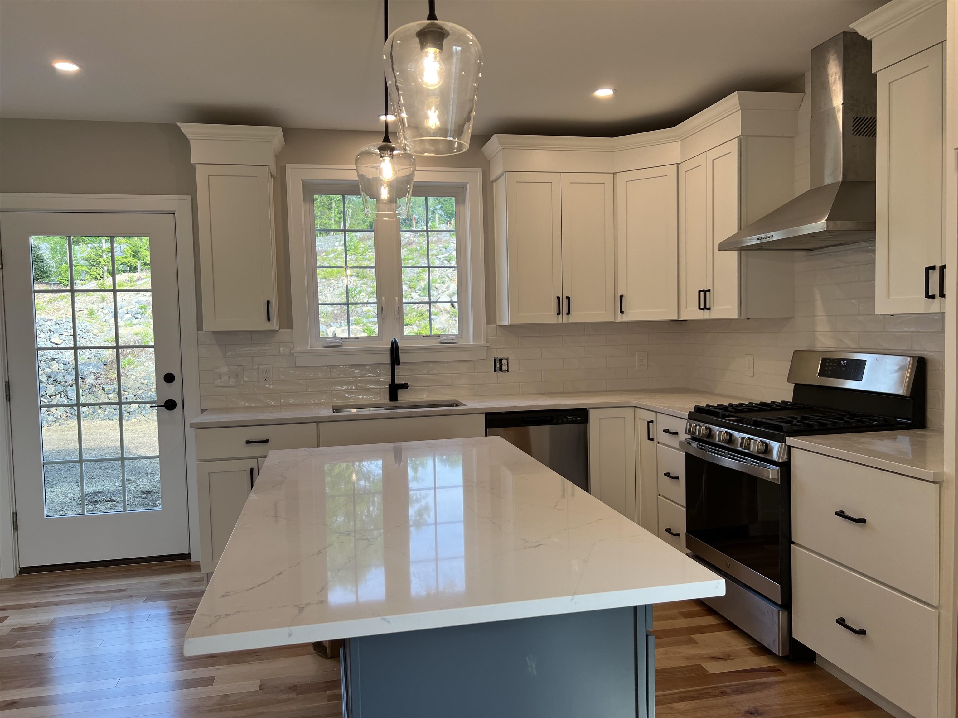 39 Green Road, Unit 37 Newmarket, NH 03857 - Photo 5 of 32 Gallery Image 5