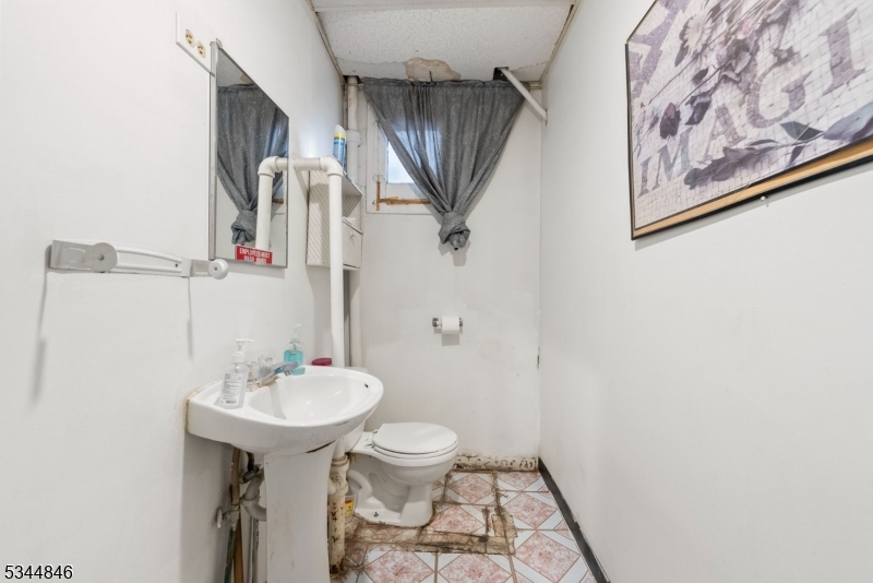 117 Valley Road Clifton, NJ 07013 - Photo 7 of 26