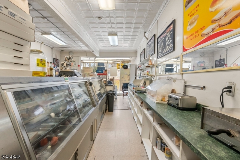 117 Valley Road Clifton, NJ 07013 - Photo 8 of 26