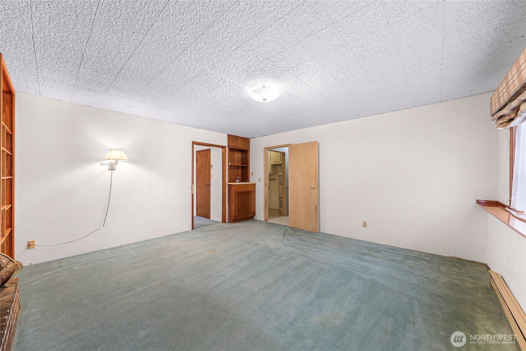 1834 Northeast Sumner Drive Oak Harbor, WA 98277 - Photo 26 of 37 a view of an empty room