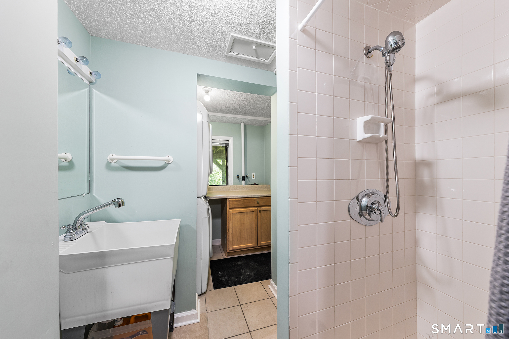 45 East Gate Road Danbury, CT 06811 - Photo 34 of 39