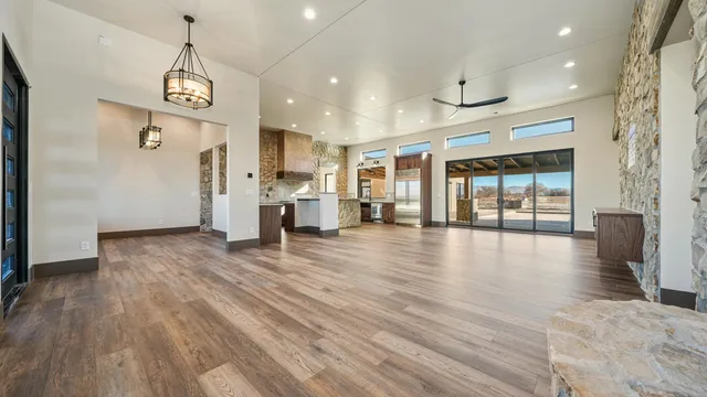 $2,500,000 | 868 23 Road, Grand Junction, CO 81505