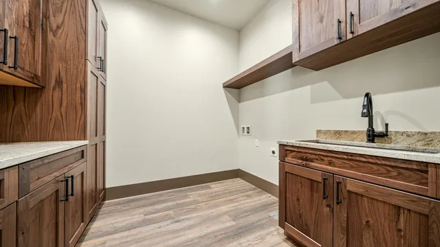 $2,500,000 | 868 23 Road, Grand Junction, CO 81505