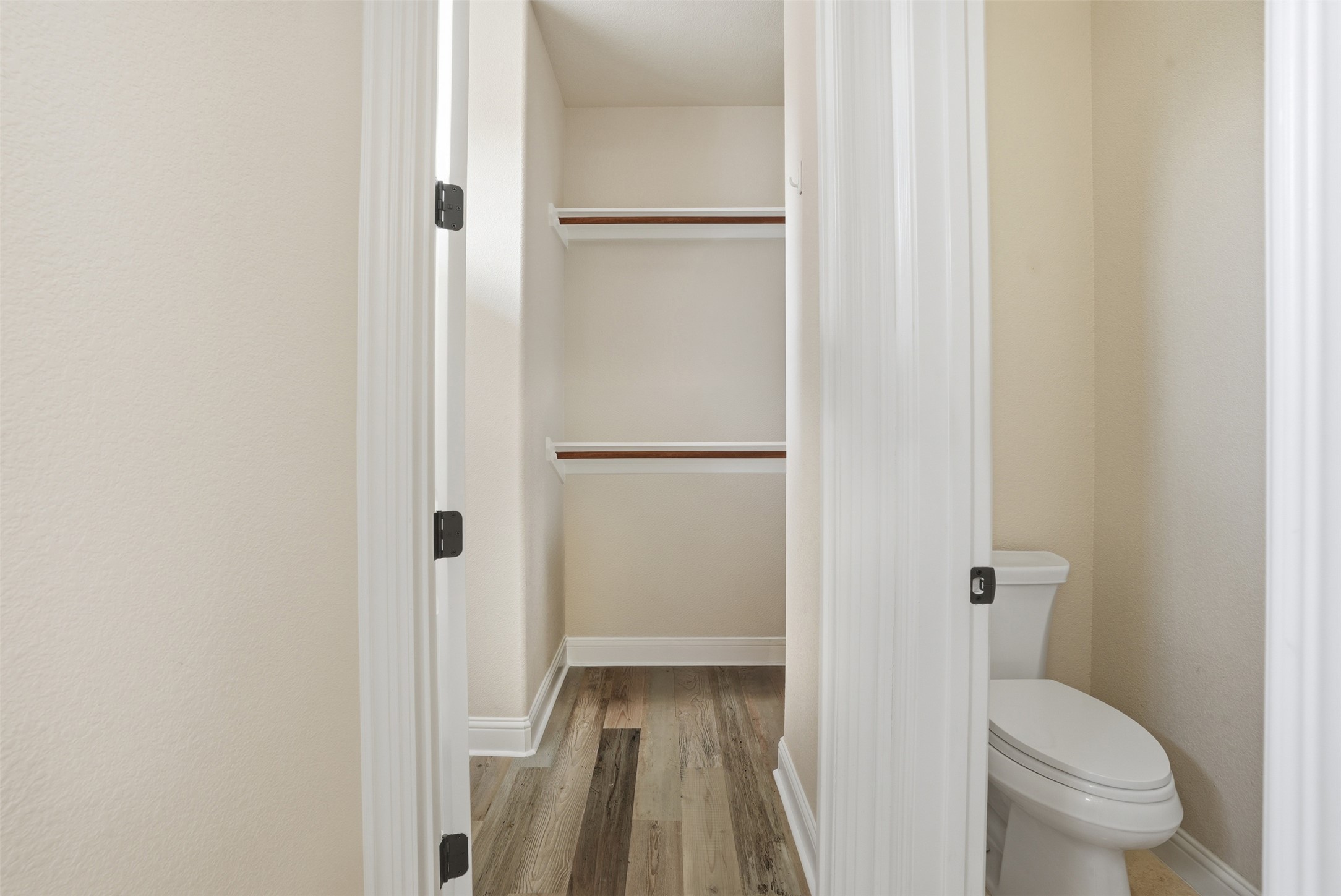 1185 Springdale Road Austin, TX 78721 - Photo 15 of 32 a bathroom with a granite countertop toilet