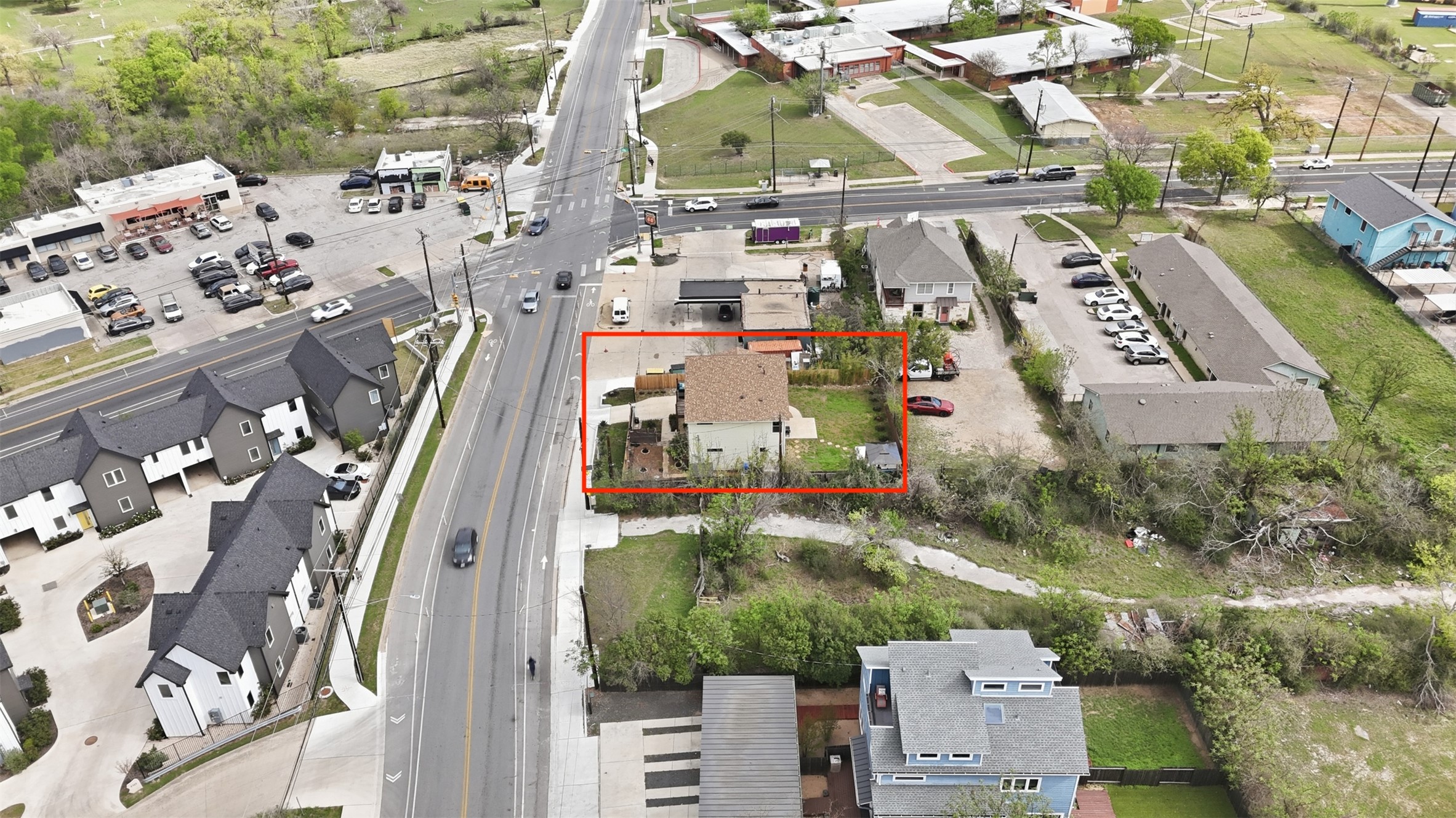 1185 Springdale Road Austin, TX 78721 - Photo 26 of 32 an aerial view of a city