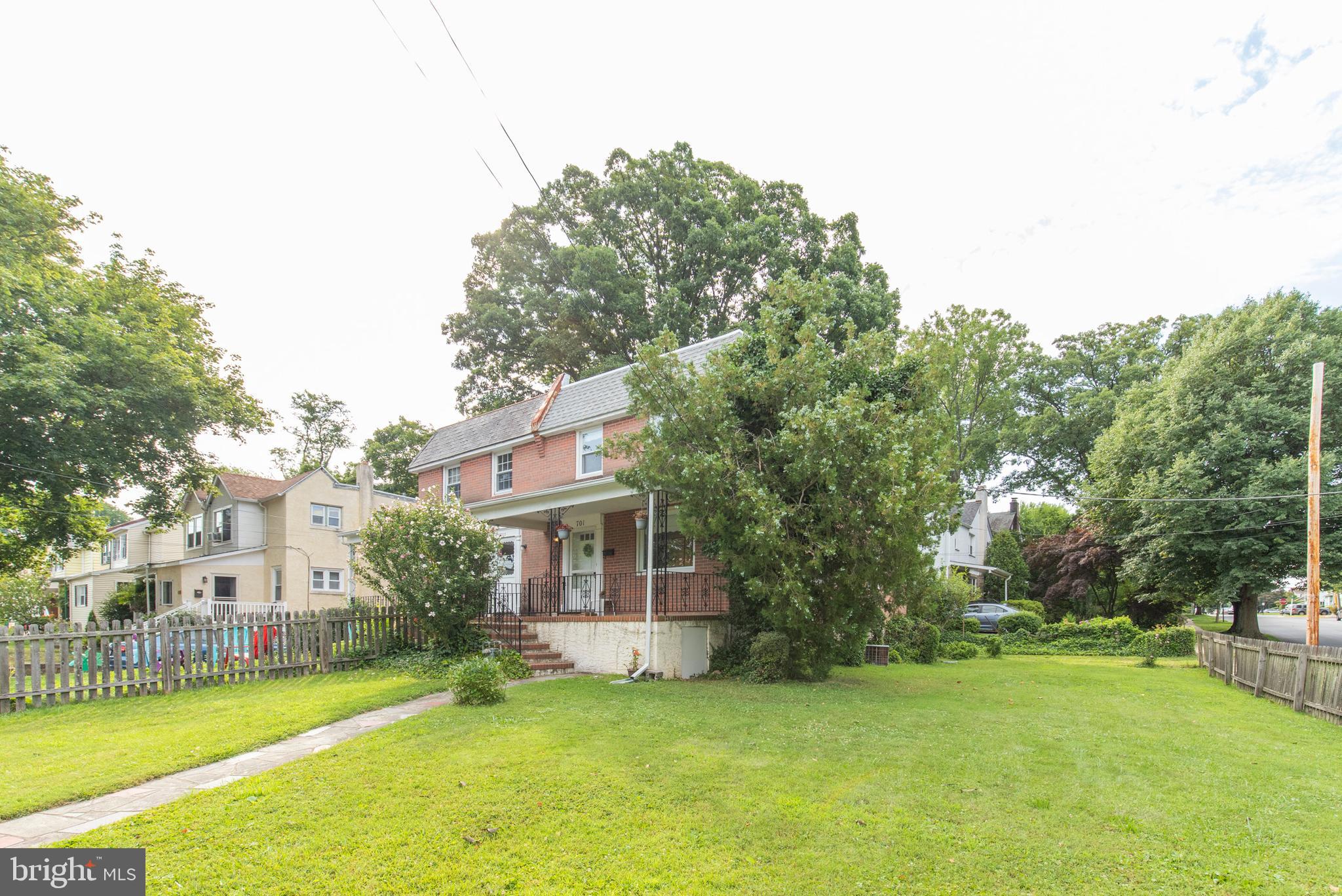 701 Humphreys Road Ardmore, PA 19003 - Photo 2 of 43