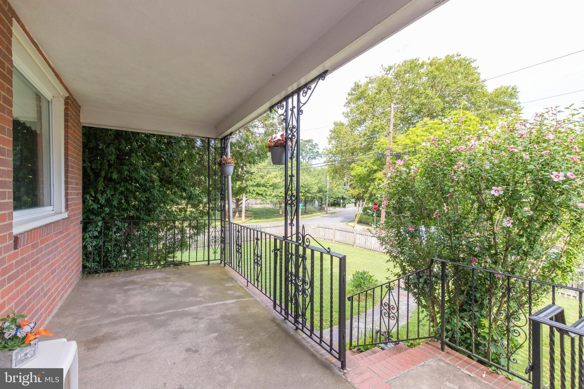 701 Humphreys Road Ardmore, PA 19003 - Photo 11 of 43