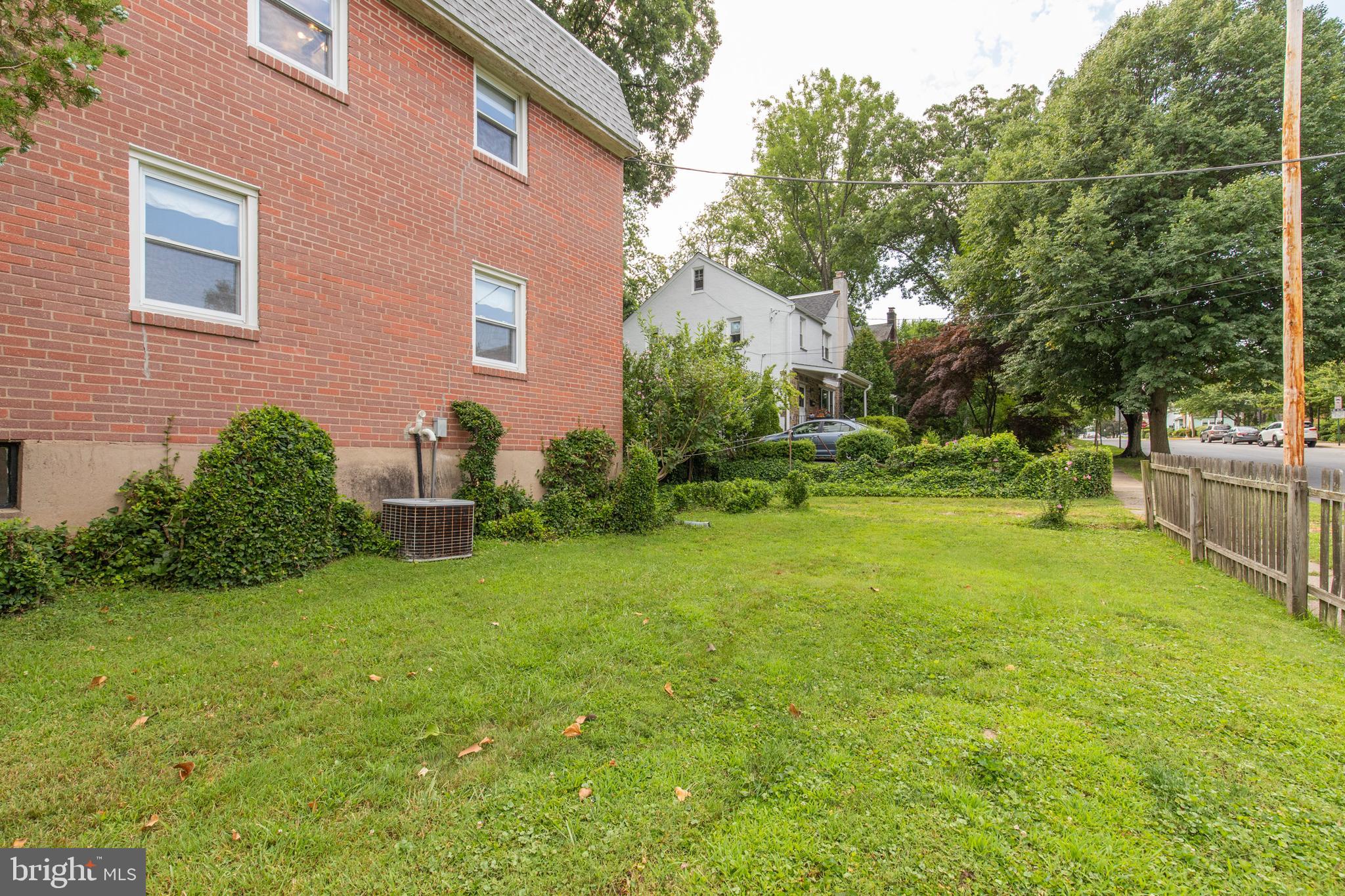 701 Humphreys Road Ardmore, PA 19003 - Photo 4 of 43