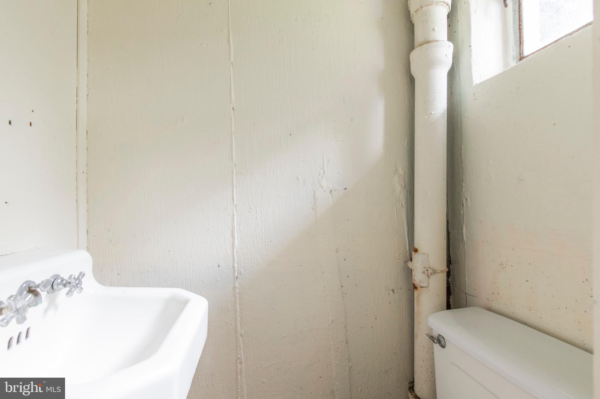 701 Humphreys Road Ardmore, PA 19003 - Photo 42 of 43