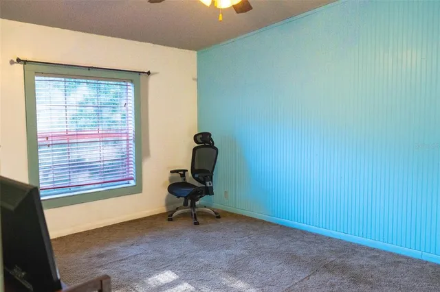 $299,000 | 147 Riley Lake Drive, Hawthorne, FL 32640