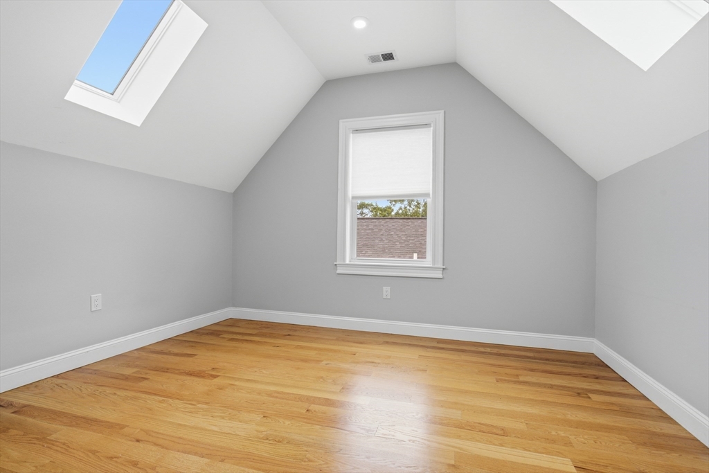 28 Beecher Place, Unit B Newton, MA 02459 - Photo 14 of 36
