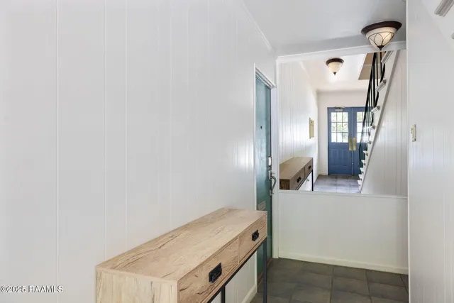 $1,050 | 211 Versailles Boulevard, Unit 5, Lafayette, LA 70501