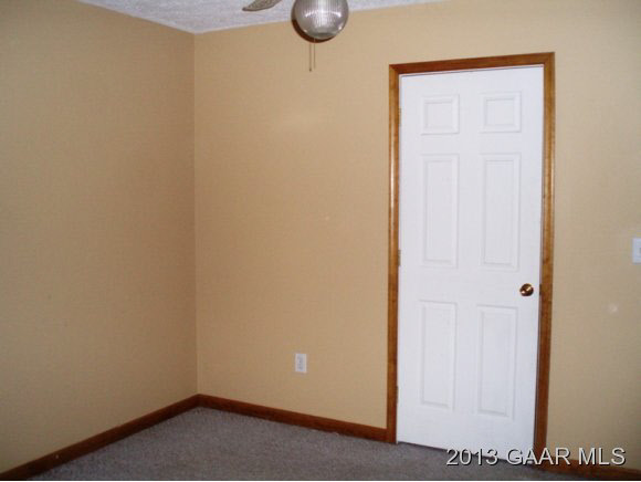 117 Ox Road Waynesboro, VA 22980 - Photo 6 of 10 a view of small space