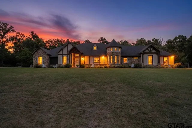 $1,290,000 | 2356 Anderson County Road 403, Palestine, TX 75803