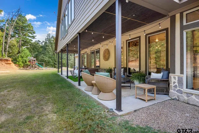 $1,290,000 | 2356 Anderson County Road 403, Palestine, TX 75803