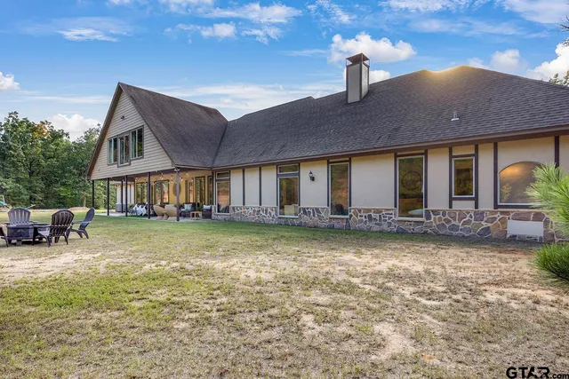 $1,290,000 | 2356 Anderson County Road 403, Palestine, TX 75803