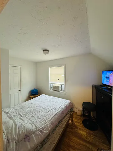 $269,900 | 54 Lombard Street, New Haven, CT 06513