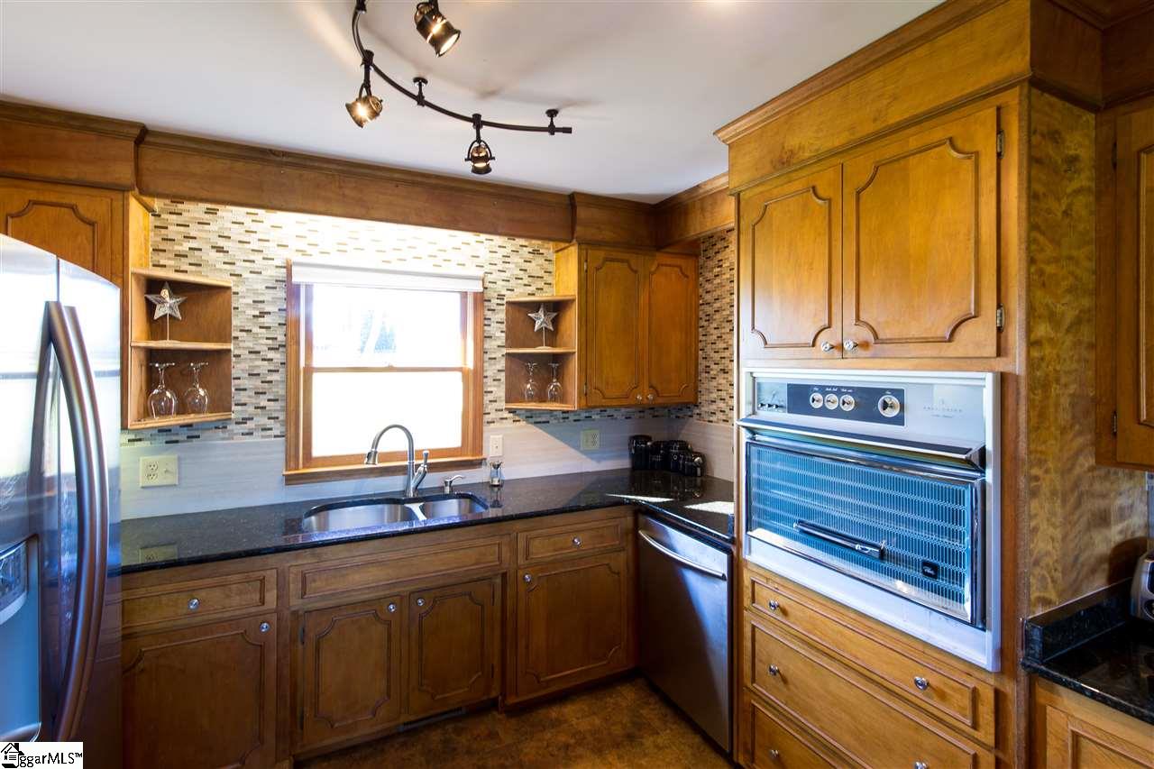 203 Jackson Grove Road Travelers Rest, SC 29690 - Photo 7 of 22 Gallery Image 7