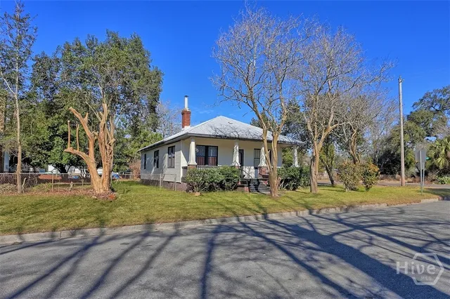 $288,900 | 101 Forrest Avenue, Savannah, GA 31404
