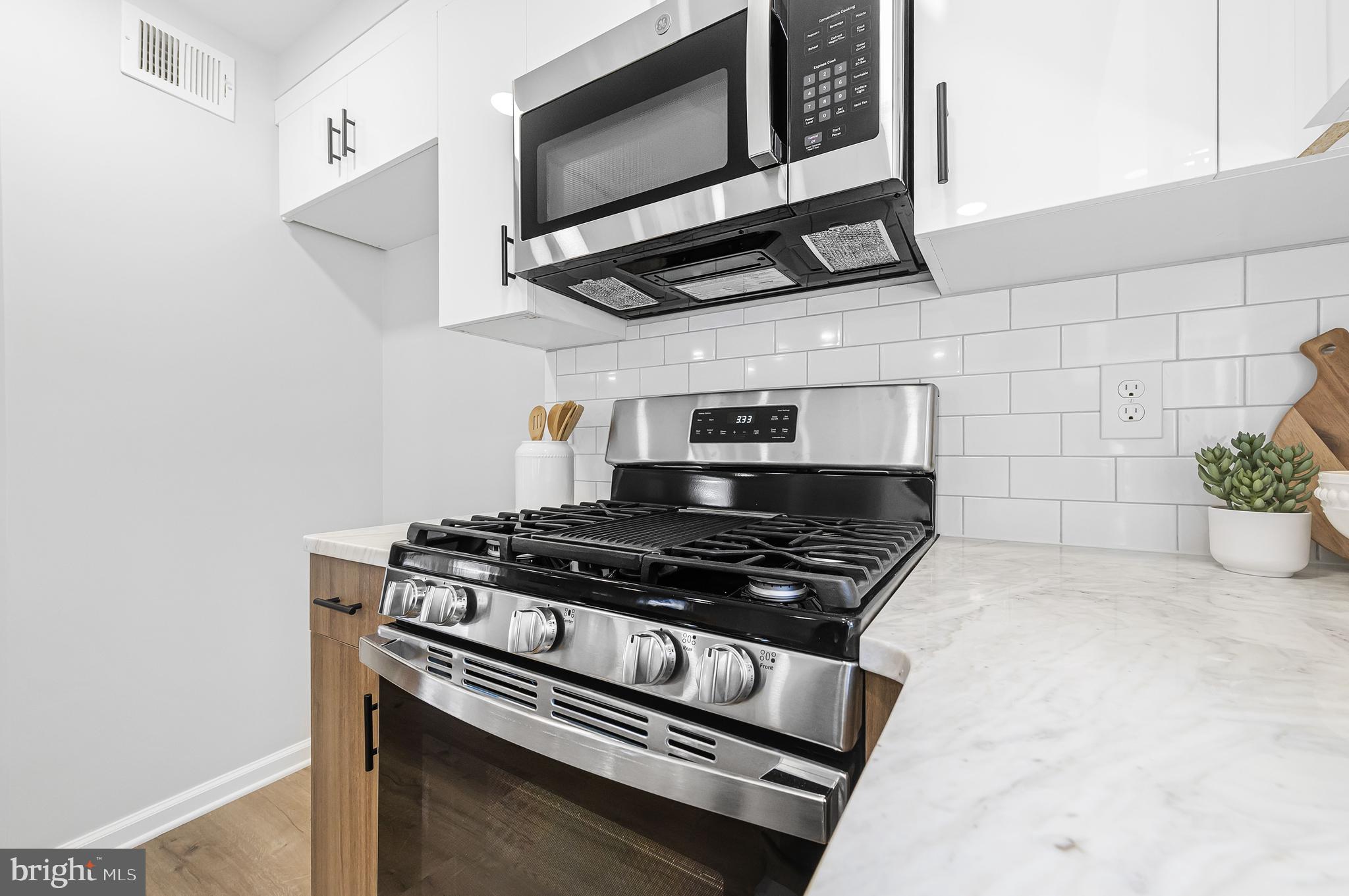 12 Gordon Road Glenside, PA 19038 - Photo 6 of 37