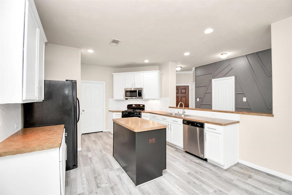 5203 Dartmoor Ridge Trail Houston, TX 77066 - Photo 17 of 42