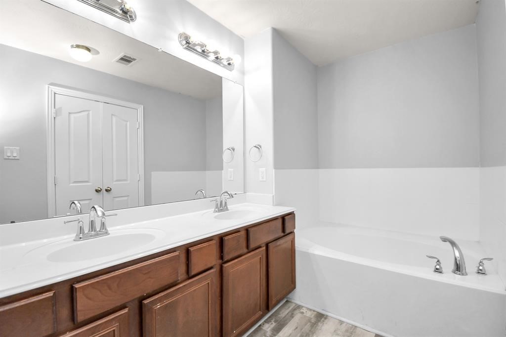 5203 Dartmoor Ridge Trail Houston, TX 77066 - Photo 32 of 42