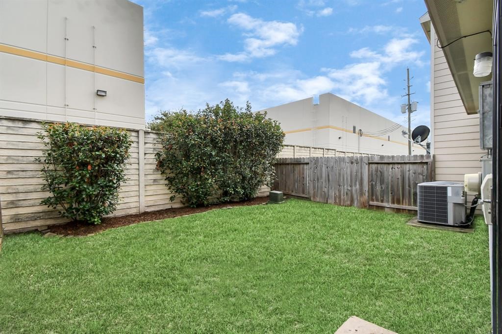 5203 Dartmoor Ridge Trail Houston, TX 77066 - Photo 40 of 42