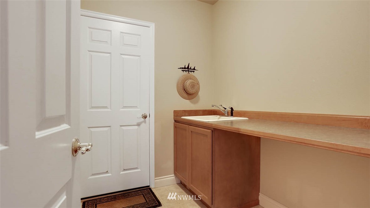 17306 Southeast 185th Street Renton, WA 98058 - Photo 16 of 19 Gallery Image 16