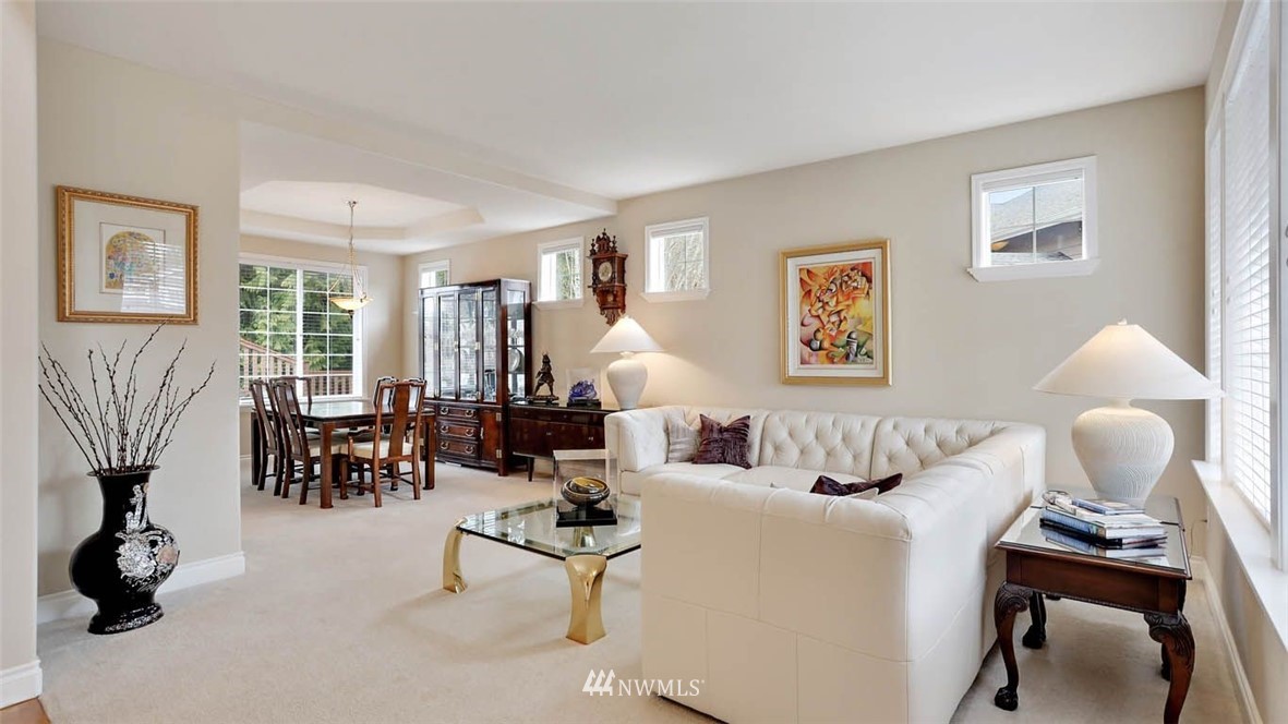 17306 Southeast 185th Street Renton, WA 98058 - Photo 5 of 19 Gallery Image 5