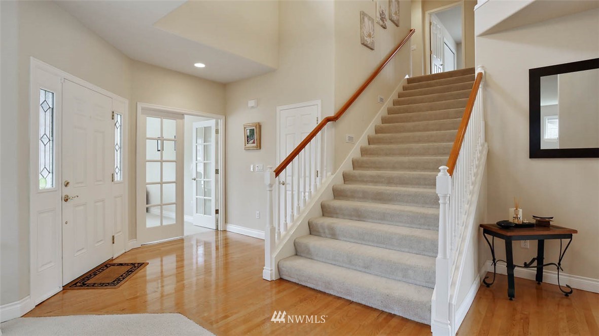 17306 Southeast 185th Street Renton, WA 98058 - Photo 6 of 19 Gallery Image 6