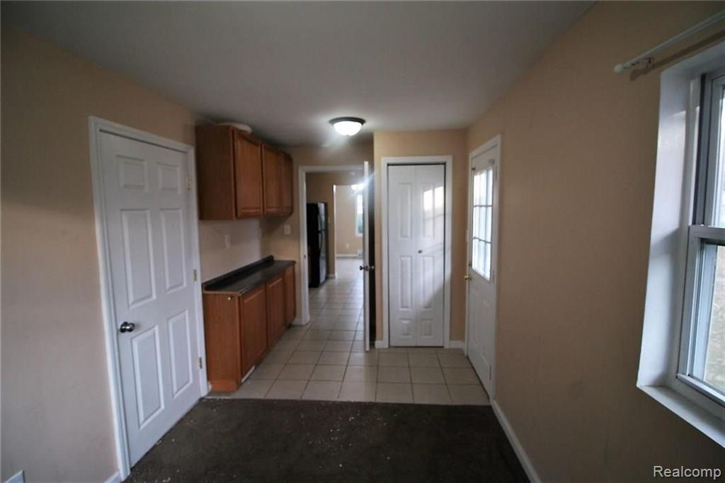 8895 Inkster Road Livonia, MI 48150 - Photo 14 of 22