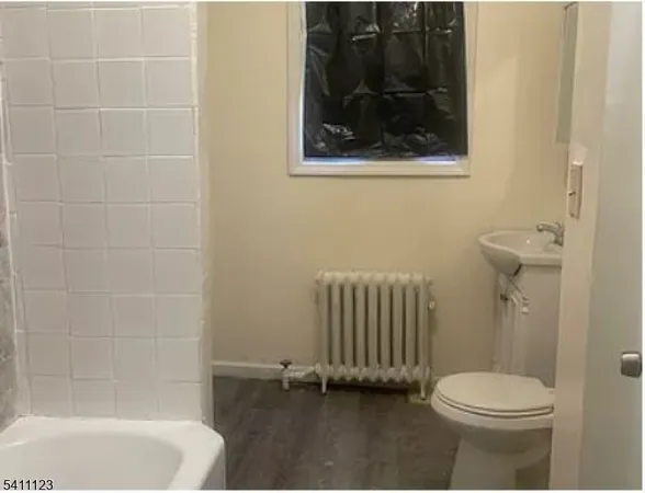 $1,990 | 286 Broadway, Unit 2, Paterson, NJ 07501