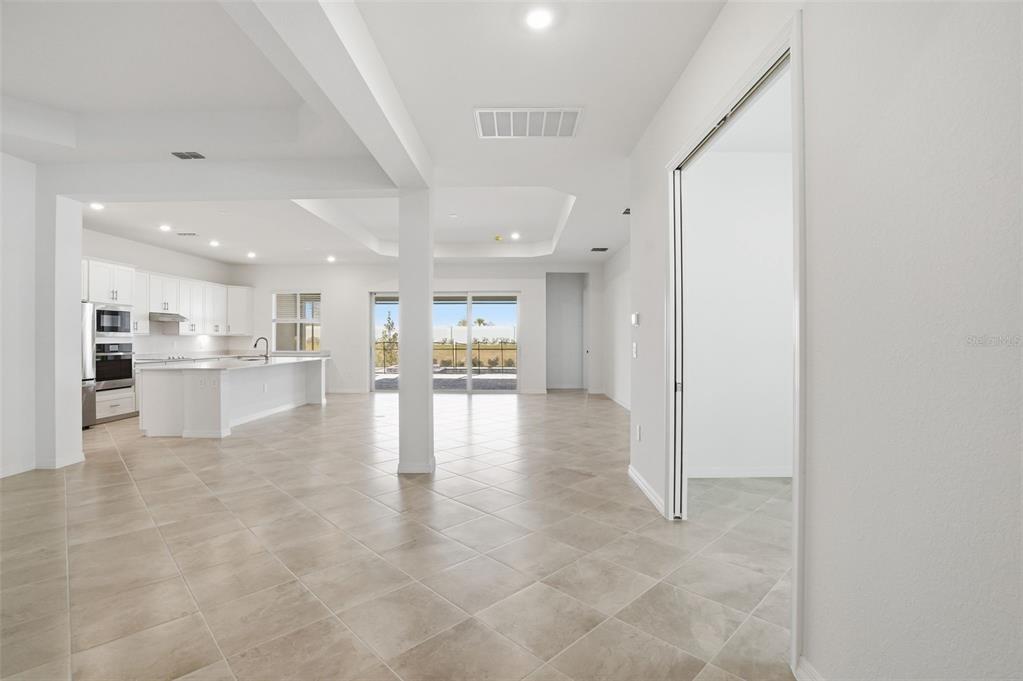 13260 Tulum Loop Venice, FL 34293 - Photo 8 of 20