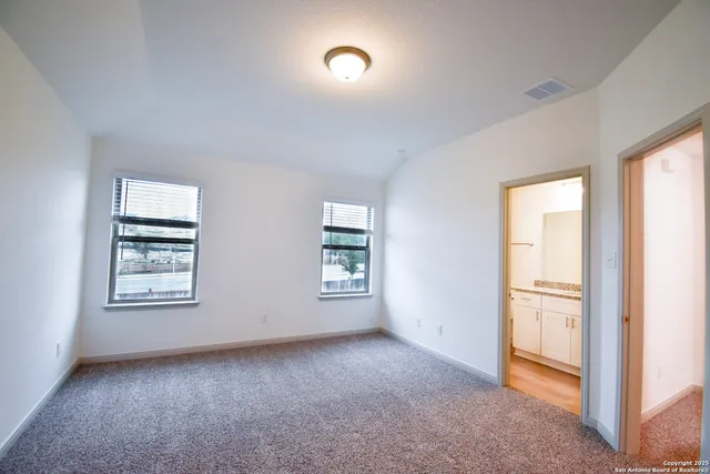 $1,850 | 10211 Tulipwood Run, Unit 101, San Antonio, TX 78252