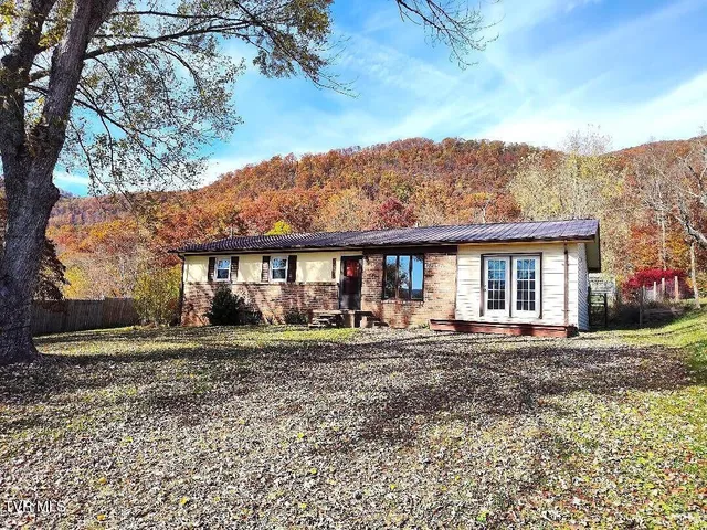 $179,000 | 2805 6th Avenue East, Big Stone Gap, VA 24219
